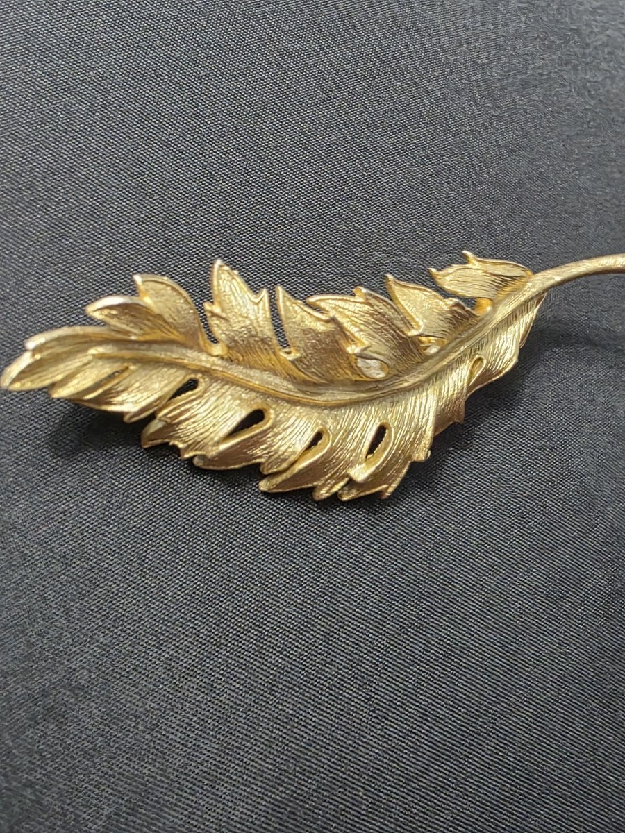 Estate - Gold Tone - Signed Leaf Design Brooch - Item 269 View 3