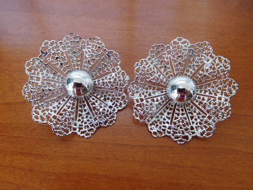 Vintage 1960s Sarah Coventry "Fan Fare" Silvertone Filigree Clip On Earrings Pr.