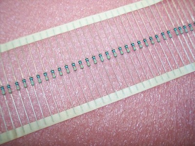 QTY (100) 332 Ohm 1/4W 1% PRECISION METAL FILM RESISTORS SFR55D332RF PHILIPS