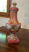 Potiche pot vase en porcelaine rose style Sevres XIX ème Putti