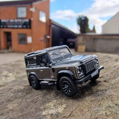 OXFORD DIECAST Defender 90 Corris Grey Autobiography 1:76 Scale Model / Toy / Collectors