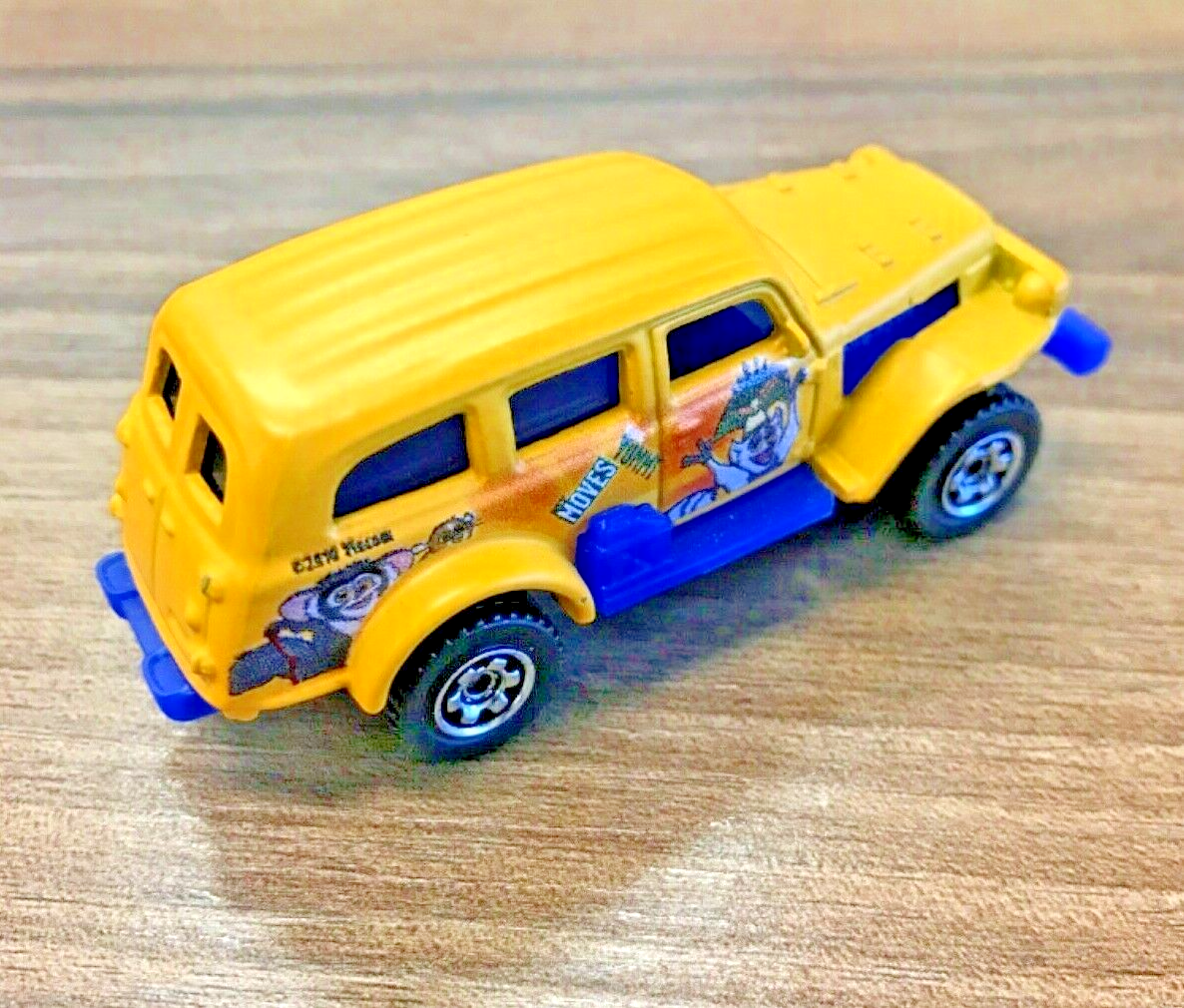 Picture 2 of 3