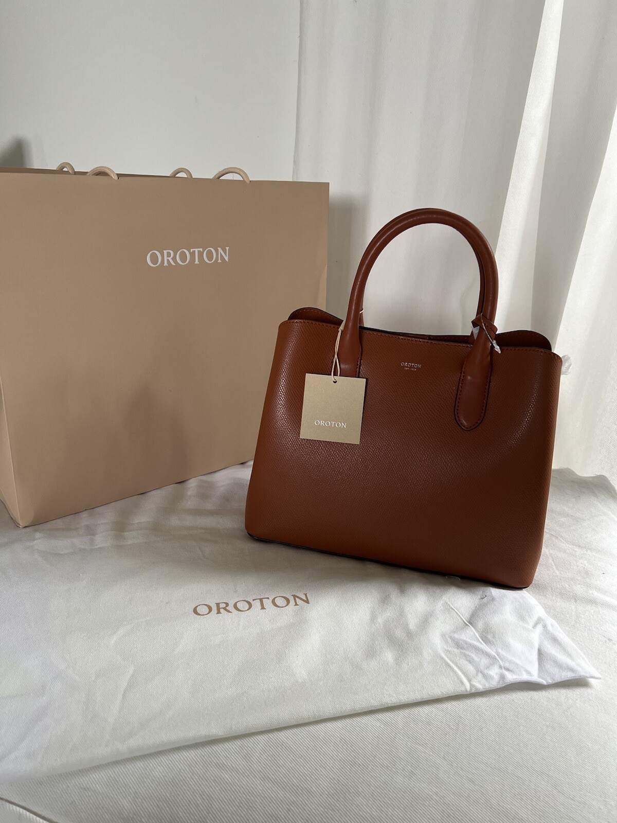 BNWT OROTON Muse 3 Pocket Bag Tan Cognac Tote Top Handle RP 449