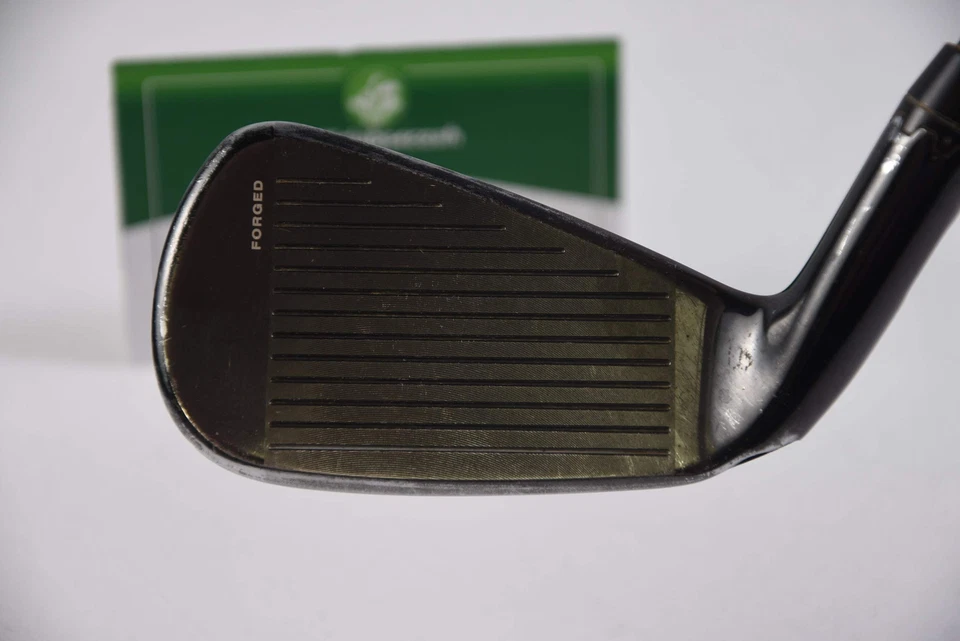 Cobra King Black Utility #4 Iron / 21-24 Degree / Regular Flex Recoil ES 780 - Image 2 of 4