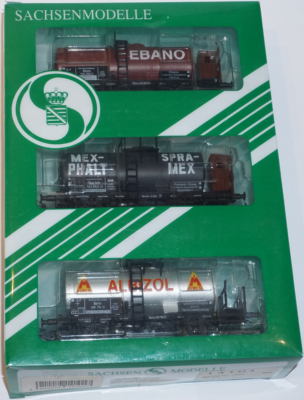 SACHSENMODELLE Set 3 Wagons citernes rivetées à essieux DR HO