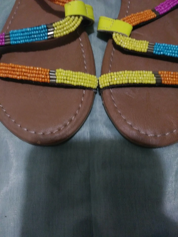 CALL IT SPRING Balestrieri Gladiator SANDALS  MULTI-COLORED Beaded Strap SZ 7.5 - Image 4 of 4