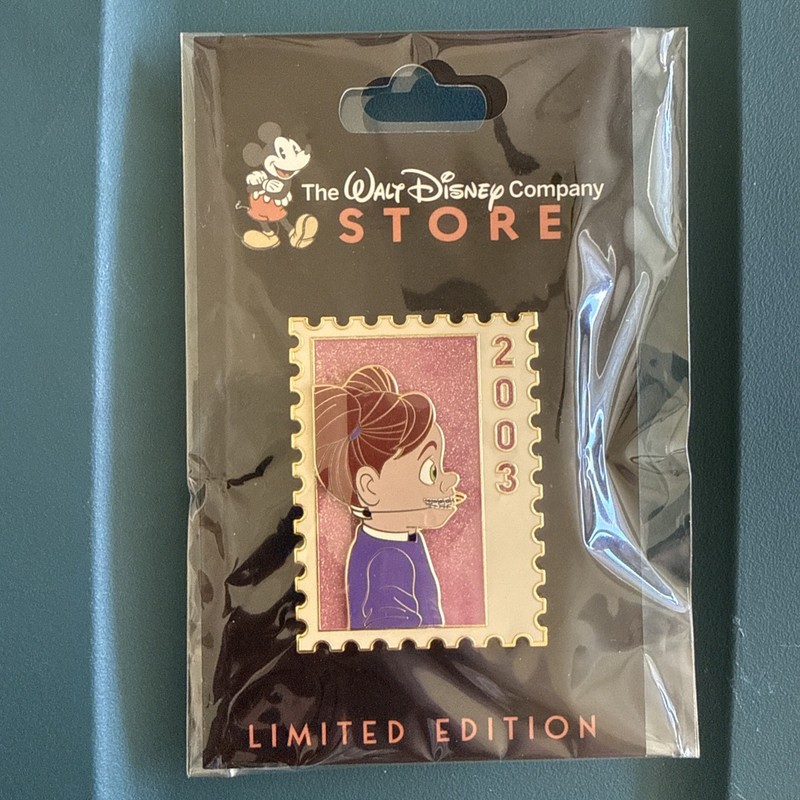 Disney Employee Center DEC Pixar Postage Stamp Finding Nemo Darla Pin LE 250