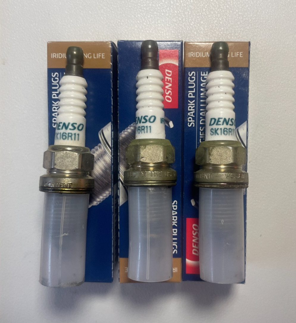 Denso Iridium Spark Plug 3pcs set P/N SK16R11 used working w/ original box