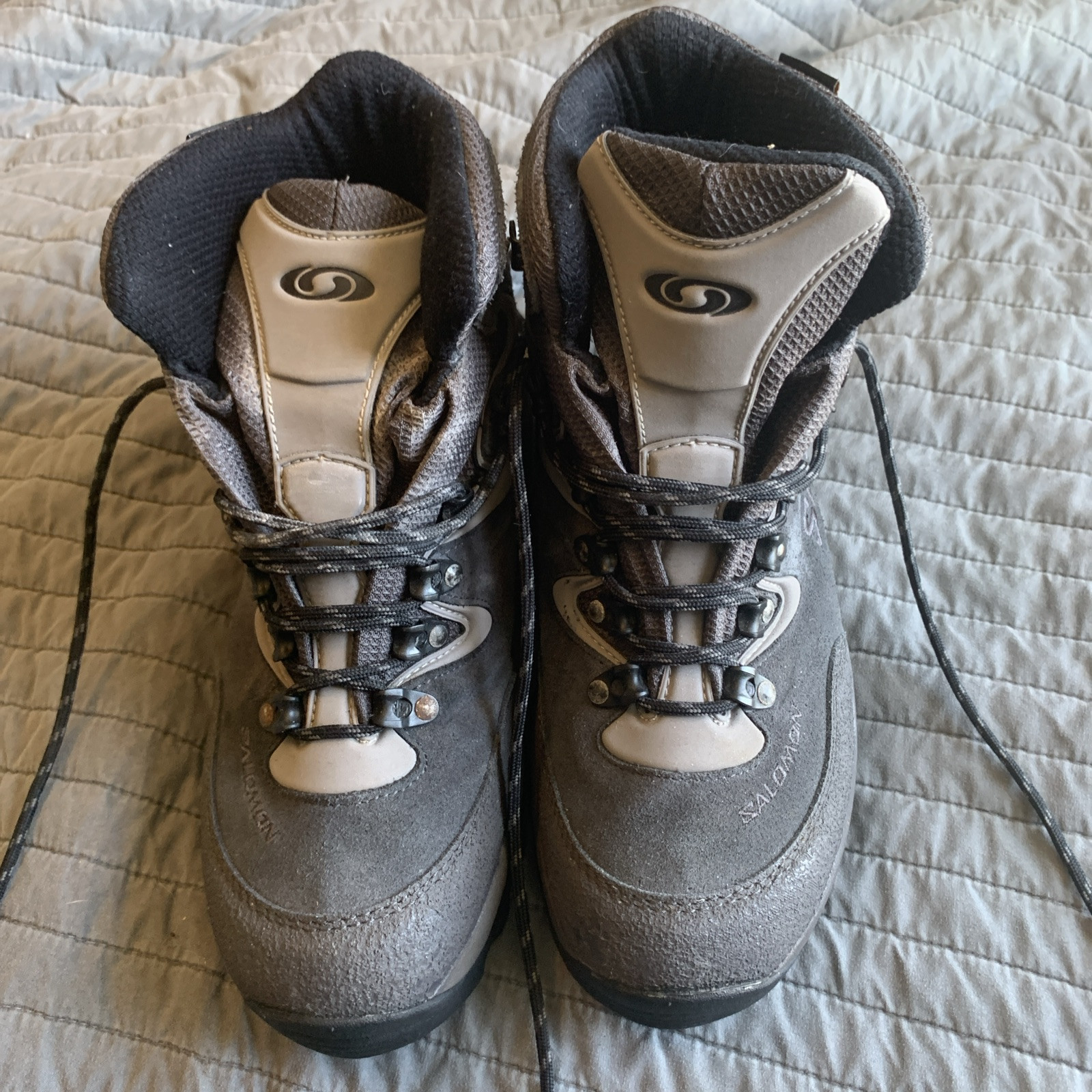 Stivali da trekking Salomon Gore Tex Contragrip USATI uomo taglia 9 grigio telaio avanzato