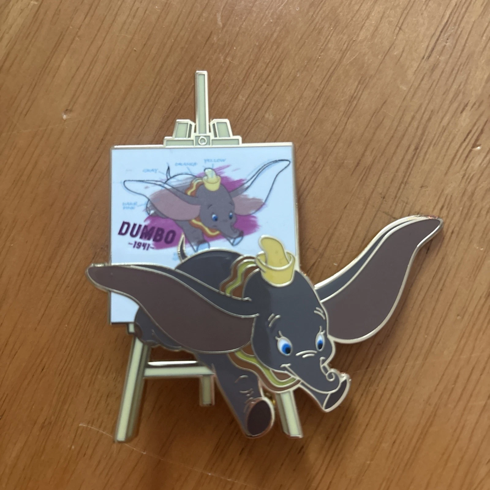 PALM Disney Ink and Paint Off the Canvas Mystery Pin DUMBO LE200