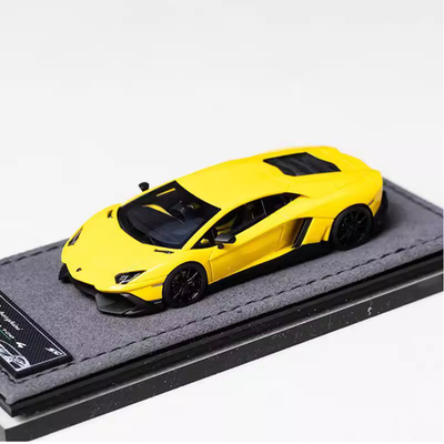 ⚠️m　Halo 1/64 ランボルギーニ　アヴェンタドール LP720-4 Halo Model 1:64 Lamborghini Aventador LP720-4 resin car model