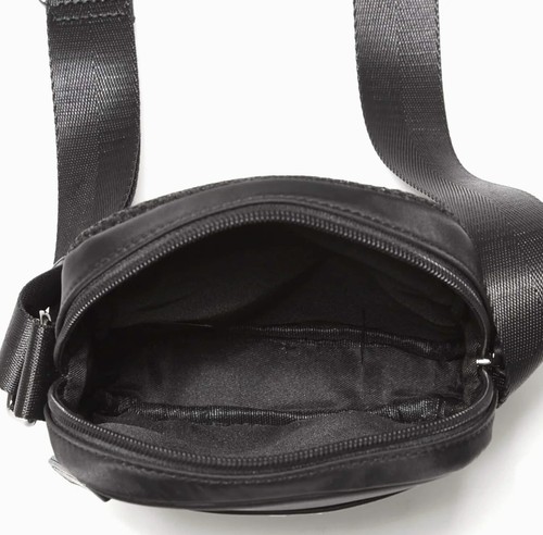 GUESS LOGO MINI CROSSBODY SHOULDER BAG HANDBAG Black • AUTHENTIC New BNWT - Picture 15 of 24