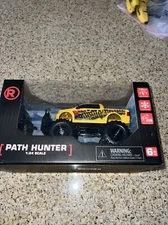 RadioShack ~Path Hunter Remote Control Monster Truck~ 1:24 Scale NOS New in Box