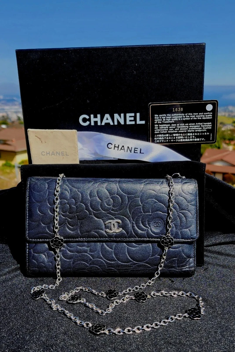 🚫SOLD🚫 CHANEL Trifold Compact Wallet