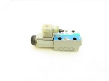 Vickers DG4V-3S-6A-M-U-HL7-60 Directional Control Solenoid Valve 24VDC