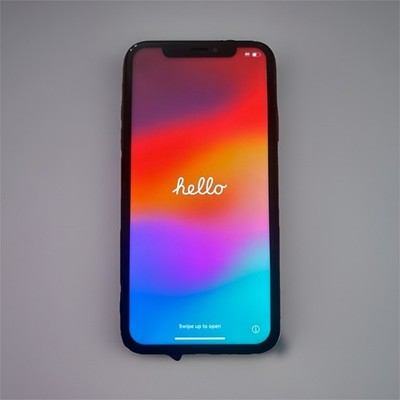 Apple iPhone XR Smartphone with Box
