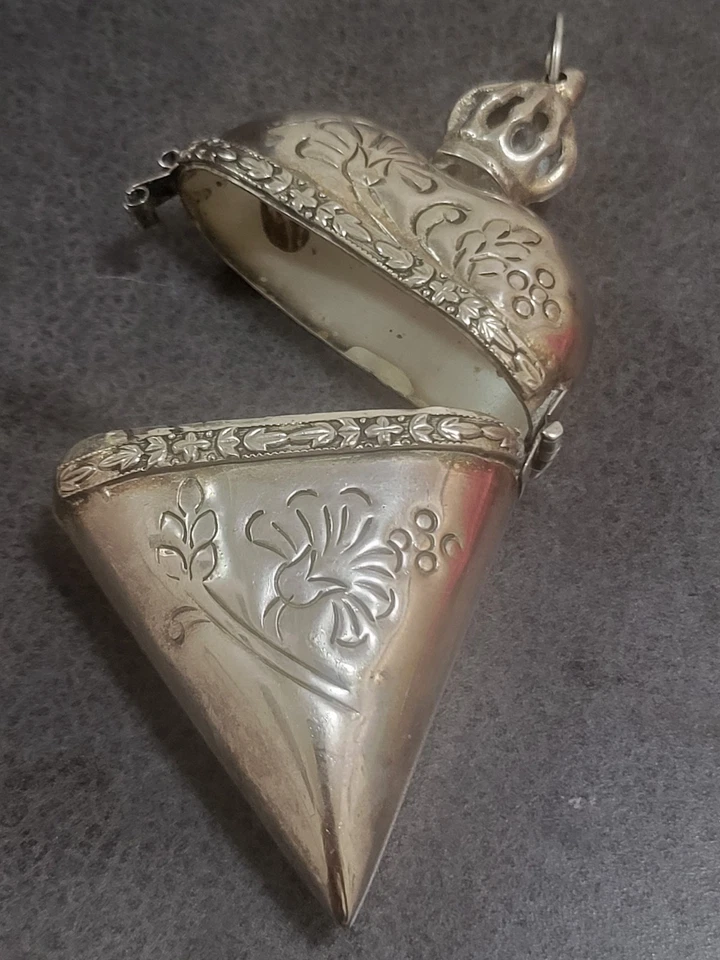 Soporte para poses de plata del siglo XIX Foto 4 de 4