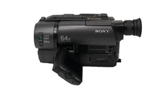 Sony Handycam CCD-TRV15 8mm Video Camcorder Bundle w/Remote