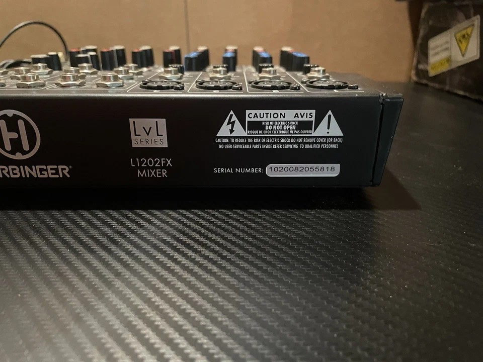 Harbinger L1202FX 12-Channel Mixer - Black - Image 2 of 3