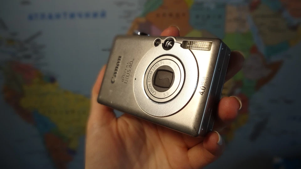 Canon PowerShot ELPH SD300 IXUS 40 4.0MP Digital Camera - Silver Fully Working - Image 4 of 4