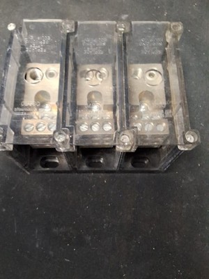 FERRAZ-SHAWMUT POWER DISTRIBUTION BLOCK 67513 3Pole (2)2/0-#14 X (6)#2-#14 600V