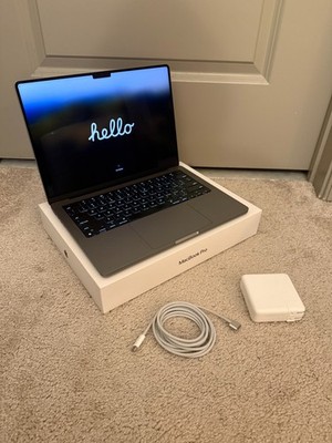 Apple MacBook Pro 14in M1 Max 64GB RAM 1TB SSD 32 Core GPU (GREAT CONDITION)