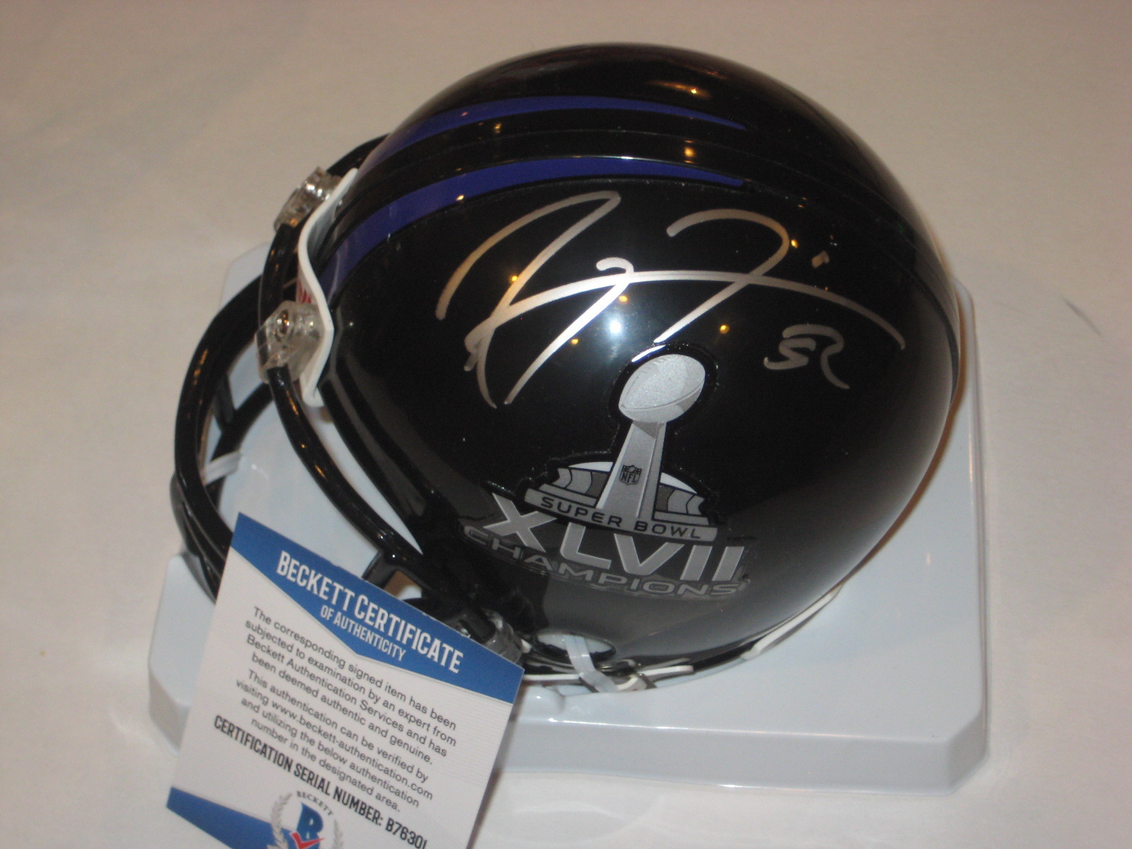 Ray Lewis Autographed Signed Baltimore Ravens RAVENS SUPER BOWL CHAMPS Mini-helmet w/ Beckett COA 