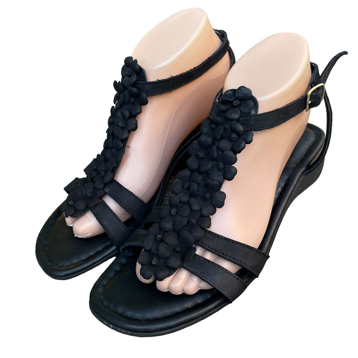 Flexx Sandals Women's Sz Black Leather Flowers Flat Ankle Strap Buckle  Moldova