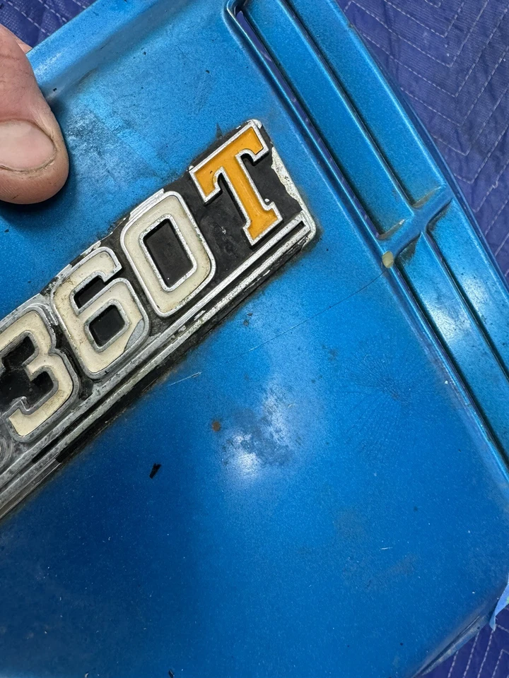 1974-1976 Honda CB360 CB360T Side Engine Panel Covers Pair L & R Moto OEM #3269E - Image 4 of 4