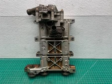 12-15 MERCEDES-BENZ C250 SLK250 M271 ENGINE BALANCE SHAFT HOUSING OIL PUMP OEM