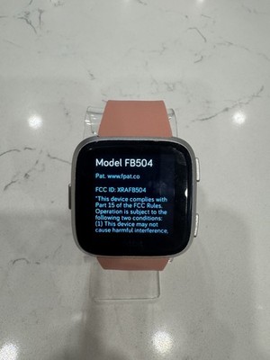 Fitbit Versa FB504 Silver Fitness Smartwatch W/ Charger