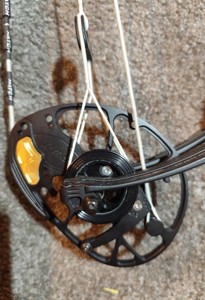 Compoundbogen Mathews Archery Title 38 G2 RH Yellow #50 28" 70% - Bild 4 von 4