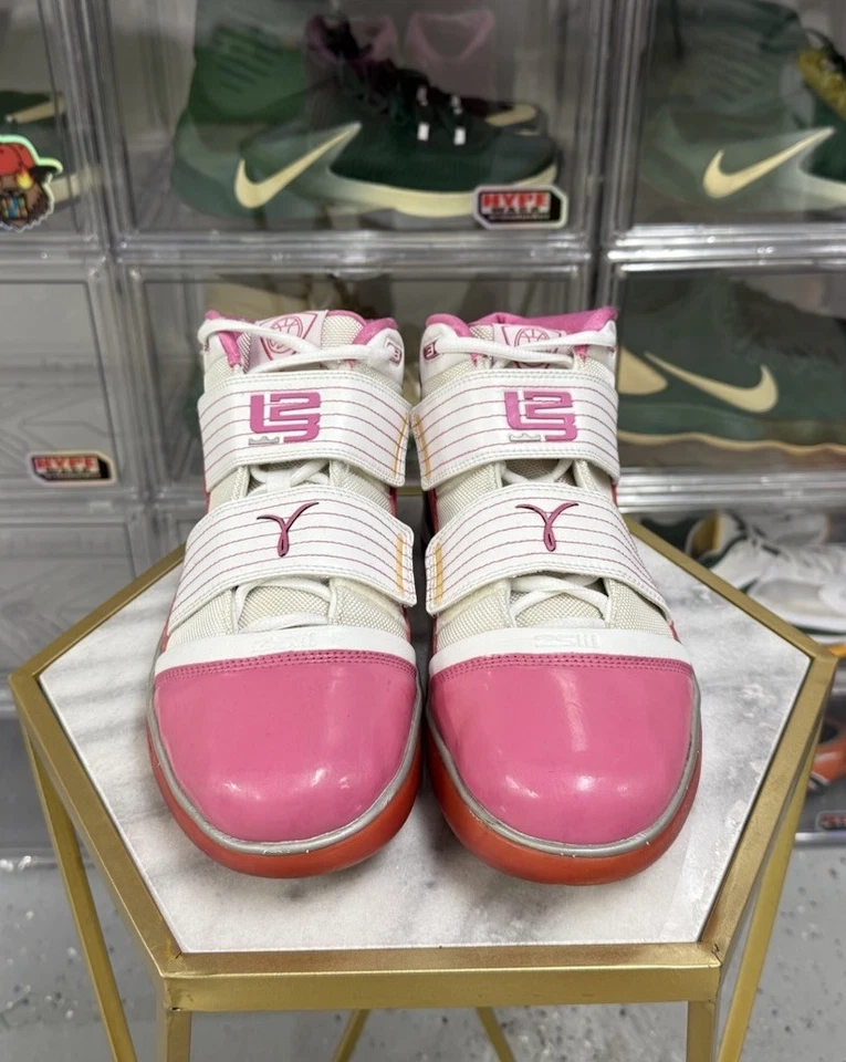 Size 12W/10.5M - Nike LeBron Soldier 3 Think Pink Preowned No Box - Image 2 of 4