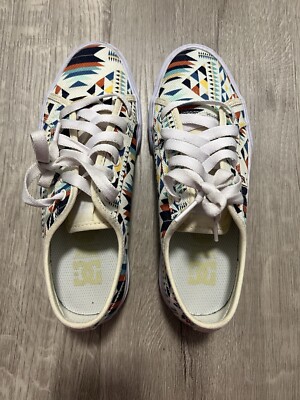 Woman s Manual Shoes - Color Tan Pattern - Womens Size 7