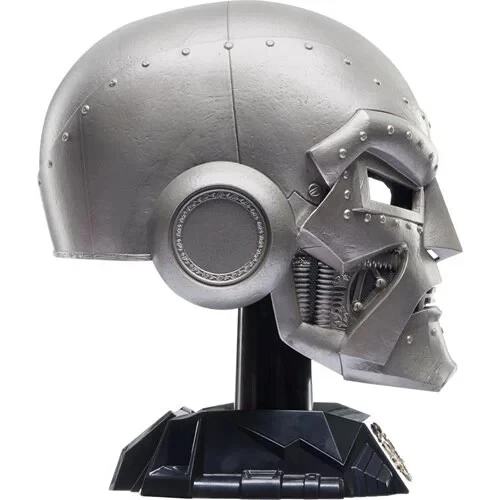 IN STOCK! Fantastic Four Marvel Legends Doctor Doom Premium Roleplay Helmet Prop - Image 3 of 4