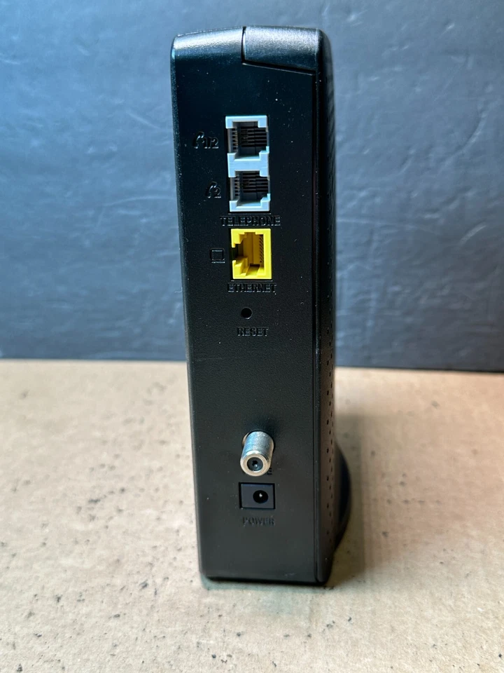 Technicolor/Cisco DPC3216 DOCSIS 3.0 16x4 Cable Modem - Image 4 of 4