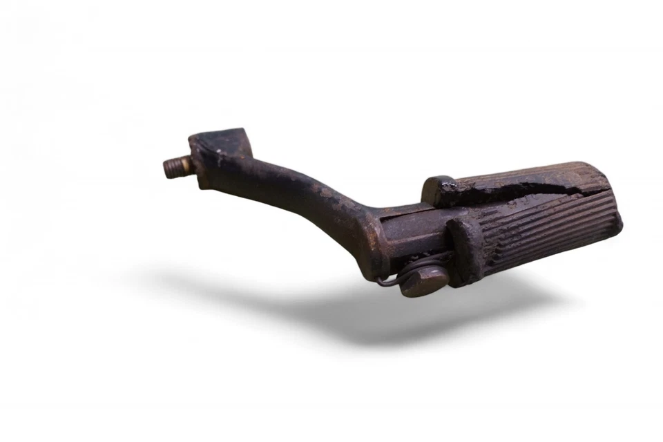 Ducati 750 GT 750GT DM750 1974 Super Sport bisel DM Desmo clavija de pie derecha Foto 4 de 4