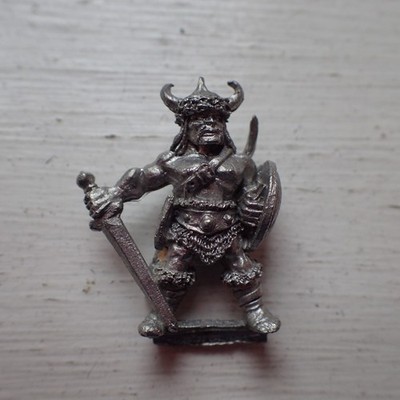 Citadel Warhammer AD&D TSR BDD1 Dungeon Adventurers Boxed Set Unarmoured Fighter