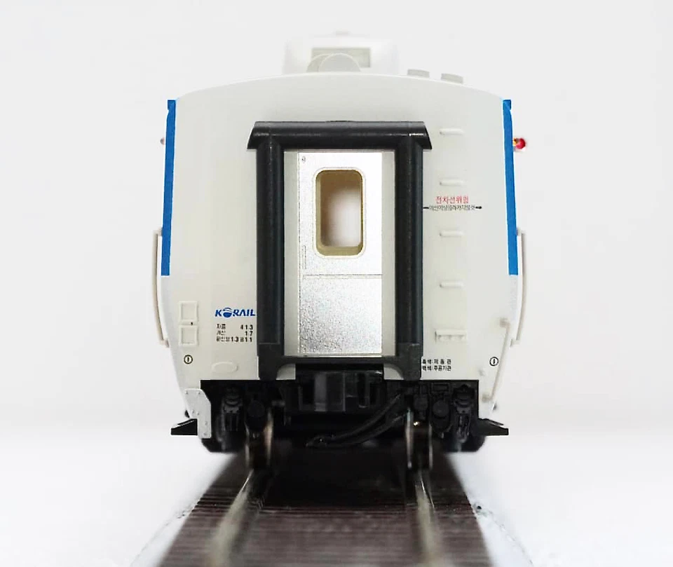 Hantrack HO MUH-103 Mugungwha Passenger Car, Korail, DC Analog LED Lights NEW - Image 2 of 4
