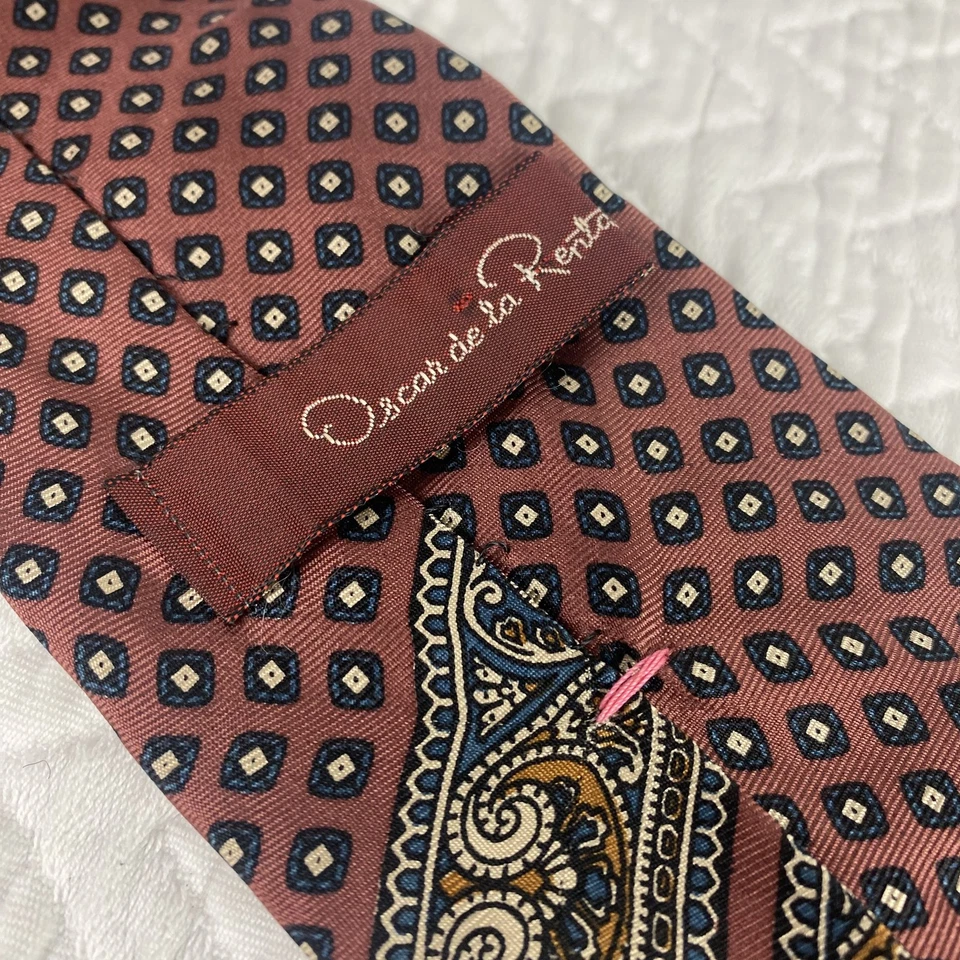 Vintage Oscar de la Renta Tie Mens Classic Paisley Geometric Silk Pattern 90s - Image 4 of 4