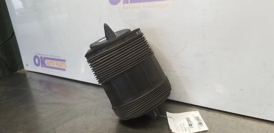 17 BENTLEY BENTAYGA SUSPENSIÓN NEUMÁTICA AMORTIGUADOR PUNTAL TRASERO IZQUIERDO CONDUCTOR 4M0616001S Foto 4 de 4