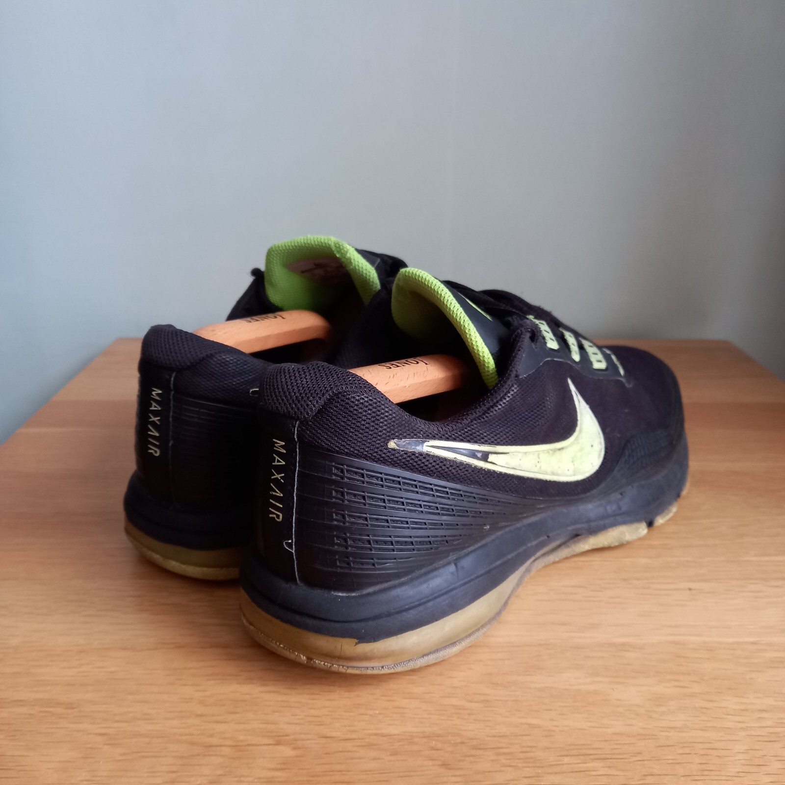 nike air max tr 365 black