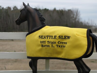 Seattle Seahawks Quilted Fleece Throw/Stadium Blanket