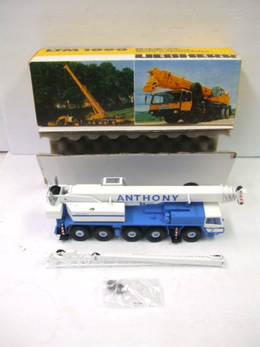 Conrad #2085, Liebherr LTM 1090 ANTHONY blau/weiß Mobilkran 1/50 W. Deutschland