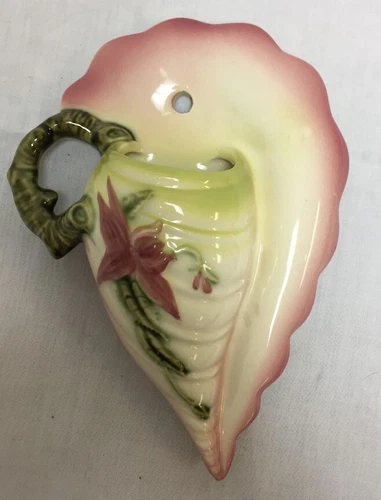 Vintage Hull W13-7 1/2" Ceramic Wall Pocket Vase