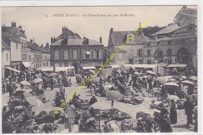 CPA 28100 Dreux La Platz Rotrou Ein Jour De Markt Sehr Anime Ausgabe