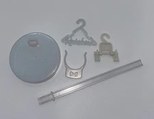 Rainbow High Art of Fashion Jett Dawson Replacement White Doll Stand & 2 Hangers