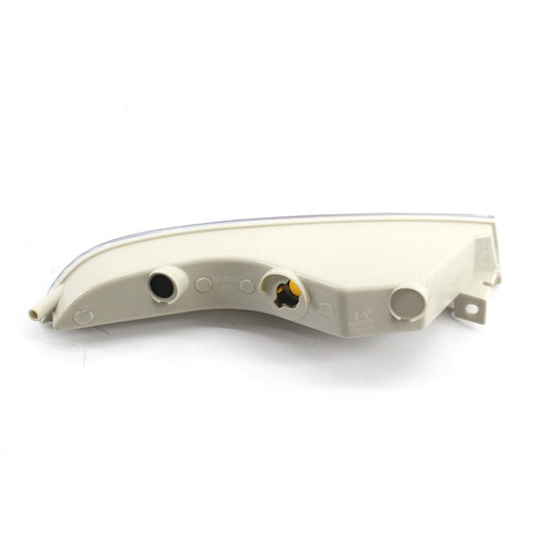 For VW Passat CC 2009-2010 Front Left Side Corner Signal Clear Amber Light x1 - Picture 3 of 7