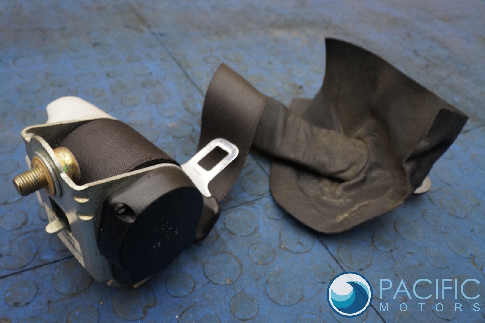 Rear Left or Right Seat Belt Retractor Charcoal 4G43-611B68-CEW Aston Martin DB9
