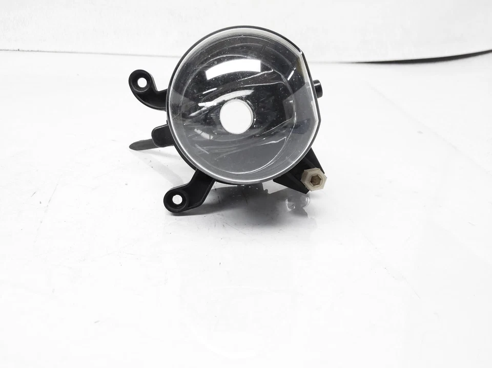 Faro antiniebla derecho pasajero delantero bmw 325ci 2001 2002 2003 63-17-8-371-908 Foto 3 de 4